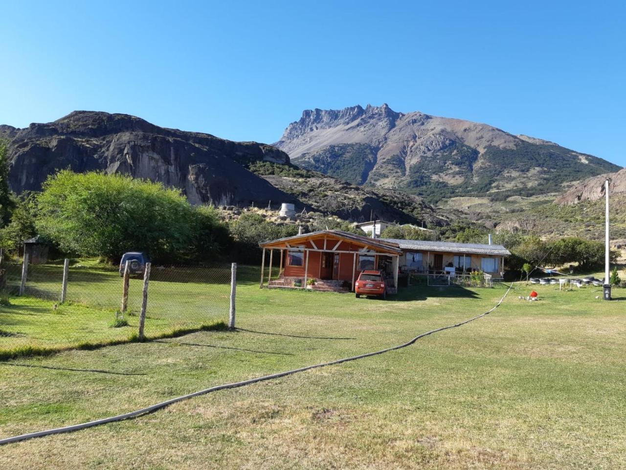 Hospedaje El Juncal Puerto Ingeniero Ibanez Luaran gambar